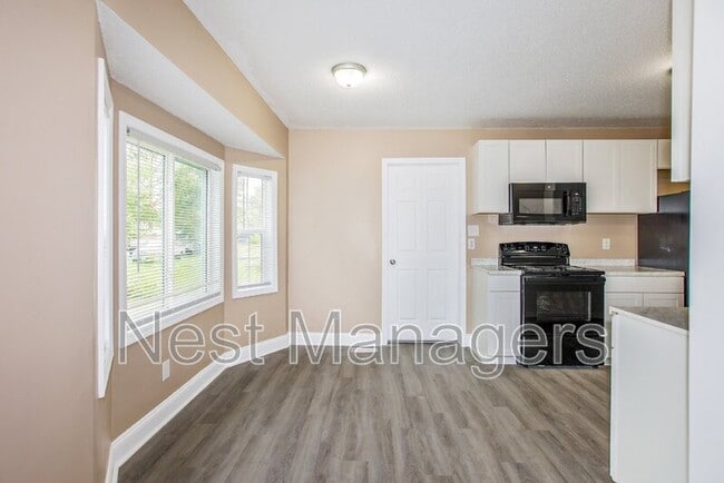 Building Photo - 4562 Ruby Rd