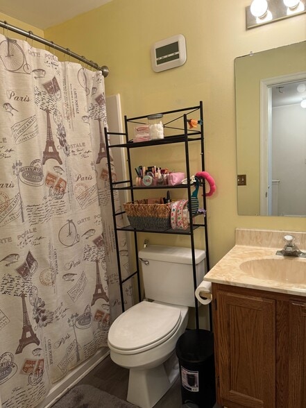 Building Photo - 116 Vincent Cir