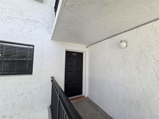 Building Photo - 16171 Blatt Blvd