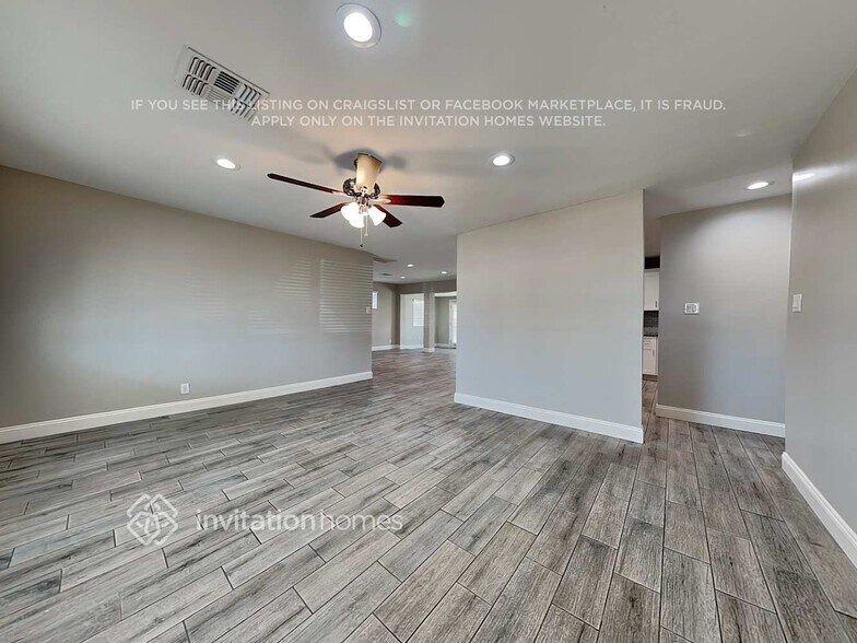 Building Photo - 7801 E Loma Land Dr