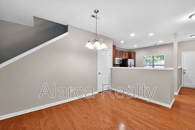 Building Photo - 13917 Singleleaf Lane
