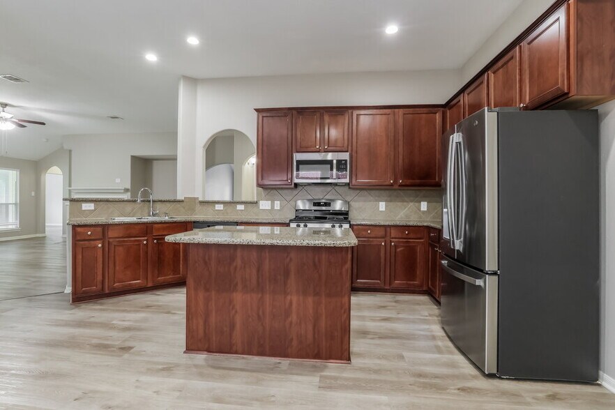 Building Photo - 13606 Caney Springs Ln