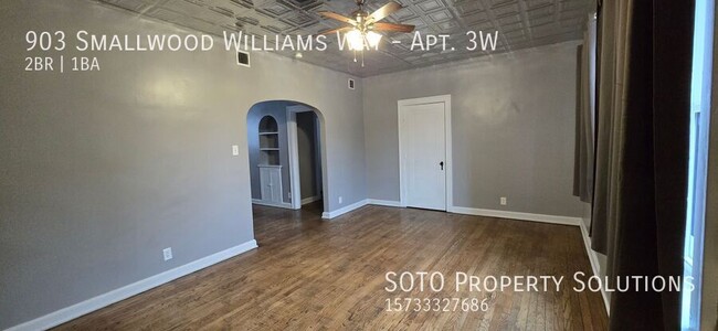 Building Photo - 2BD/1BA  Apartment within Walking distance...