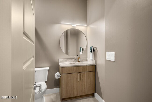 Building Photo - 828 Acton St