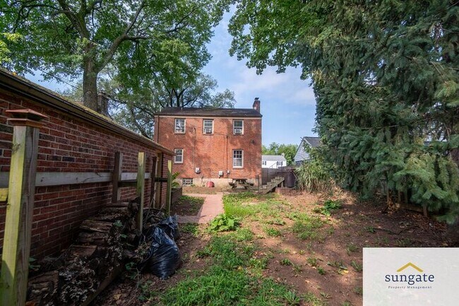 Building Photo - 7023 Deerfield Rd