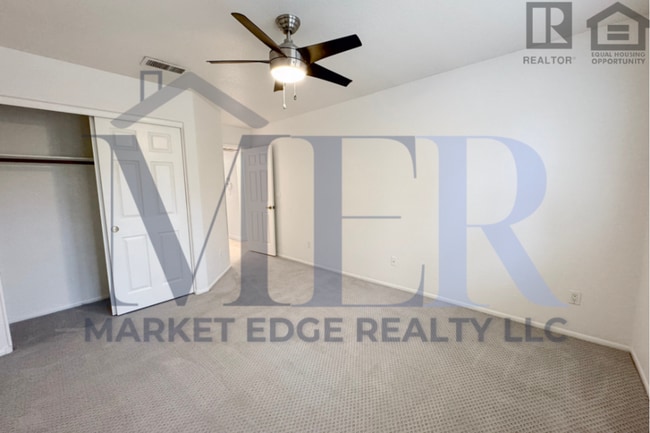 Building Photo - 2Bed/2Bath w/ Office-House at 40th St/Cactus-Garg!