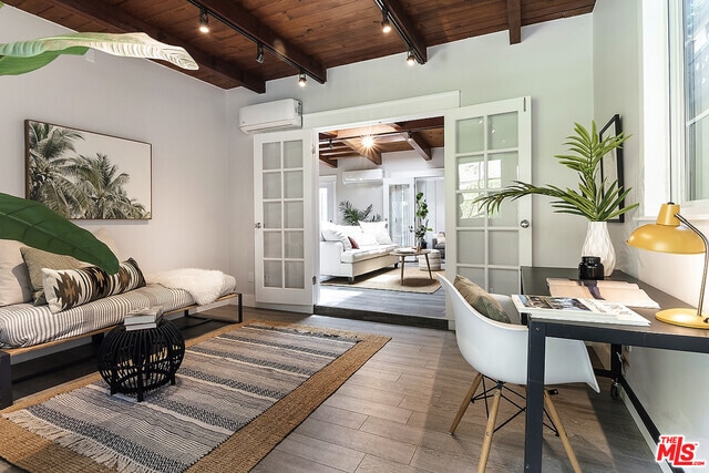 Building Photo - 3908 Las Flores Canyon Rd