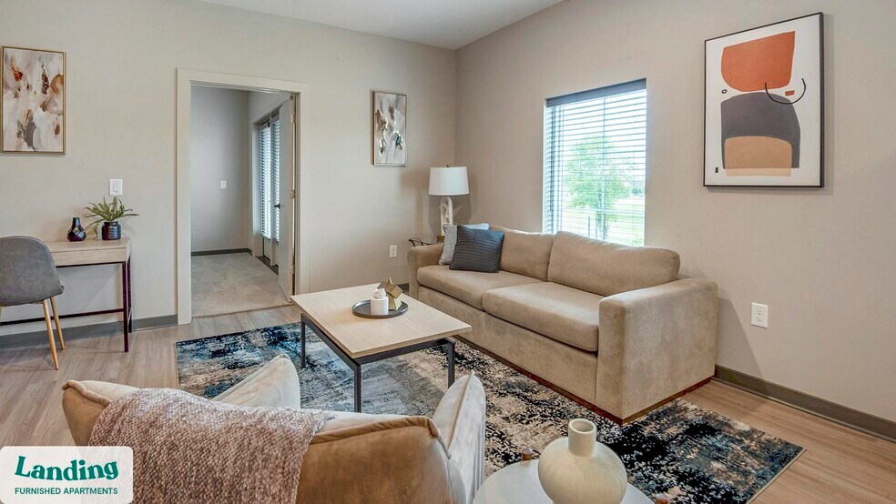 Primary Photo - 645 N Front St