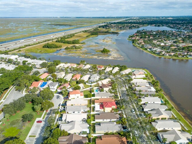 Building Photo - 1592 Salerno Cir