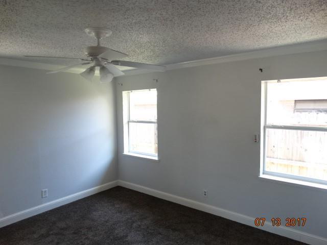 Building Photo - 10242 Brockbank Dr