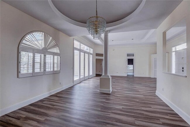 Building Photo - 2208 Hampstead Ct