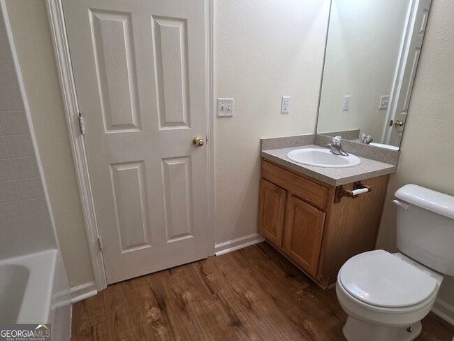 Building Photo - 4009 Winfield Dr