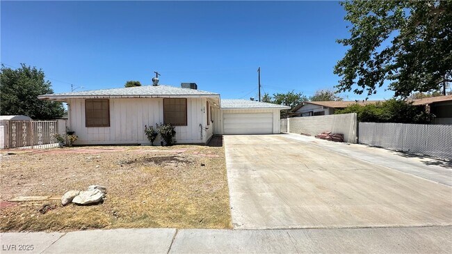 Primary Photo - 2828 Merritt Ave