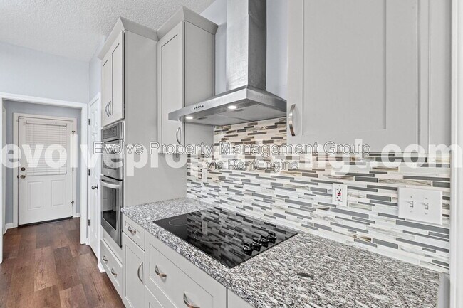 Building Photo - 6606 Baudette Cove