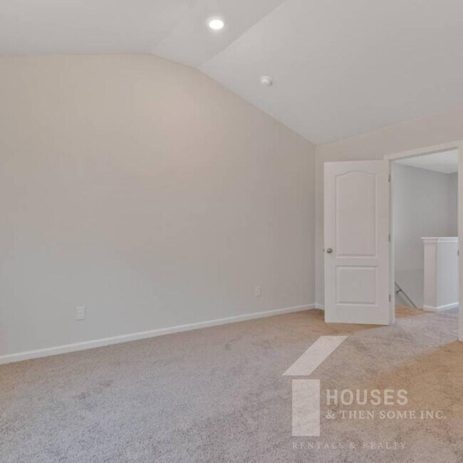 Building Photo - 4057 Reinfield Dr