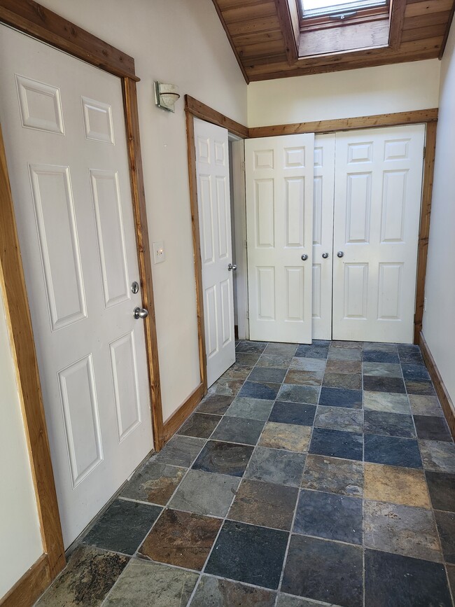 Mudroom entry - 351 Village St