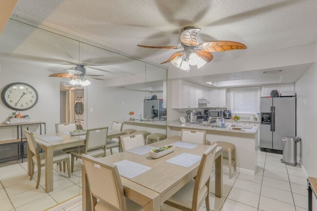 Building Photo - 1082 E Michigan St