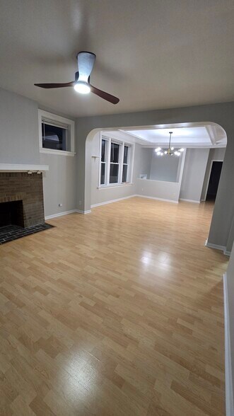Building Photo - 5617 S Kingshighway Blvd