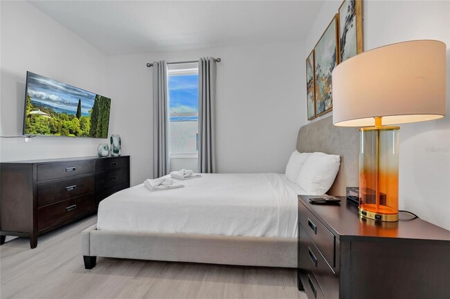 Building Photo - 395 Famagusta Dr