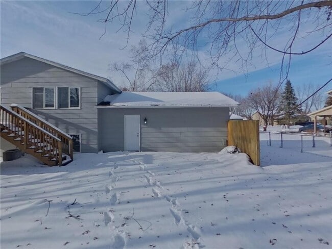 Building Photo - 1442 Laurel Ave