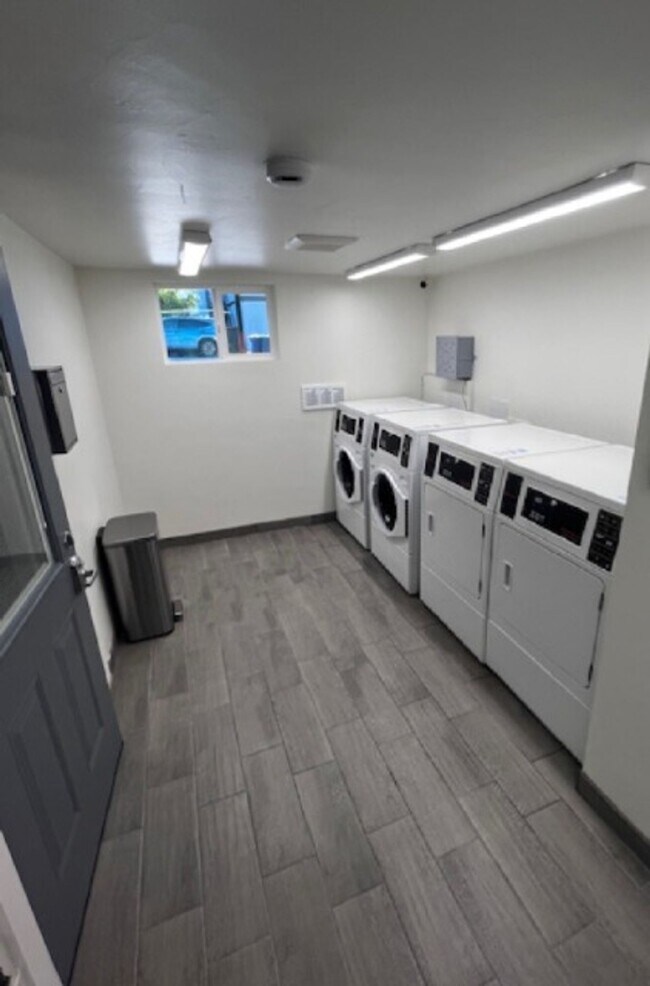 Building Photo - Brand New 1st Floor 1 bedroom 1 bath coming soon!