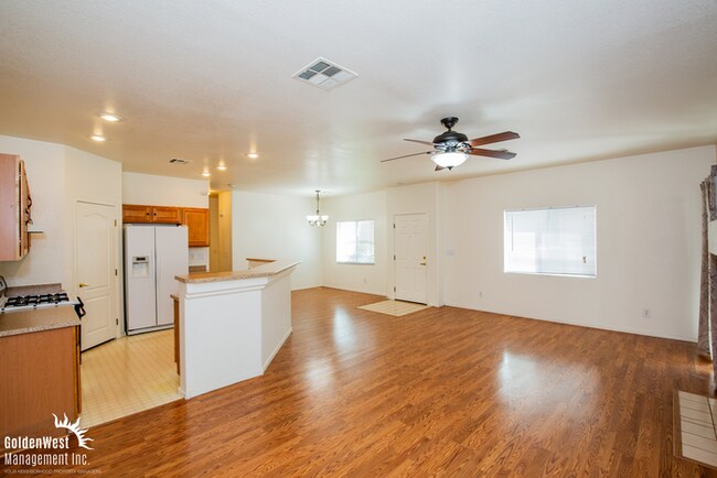 Building Photo - Beautiful Two-Story 3Bdm 2.5Ba Rowhome Nes...