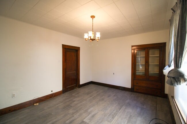 Building Photo - 316 Pine St