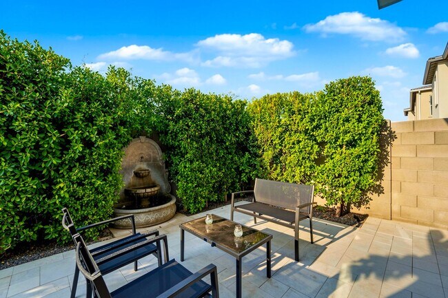 Building Photo - Professionally Designed, Fully Furnished townhome on one of Arabella’s Premium Lots | Scottsdale’...