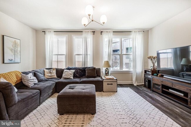 Building Photo - 2335 Water Promenade Ave