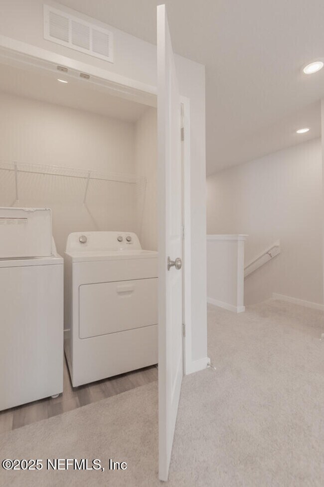 Building Photo - 179 Brazil Nut Cir