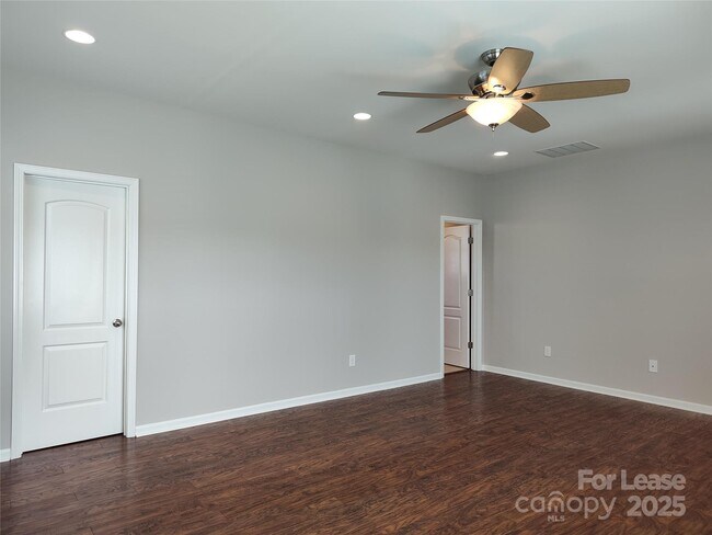 Building Photo - 8611 Burnside Ln