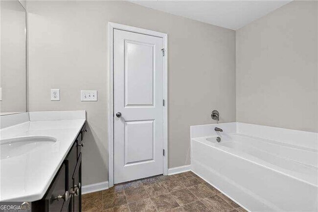 Building Photo - 4688 Beacon Ridge Ln