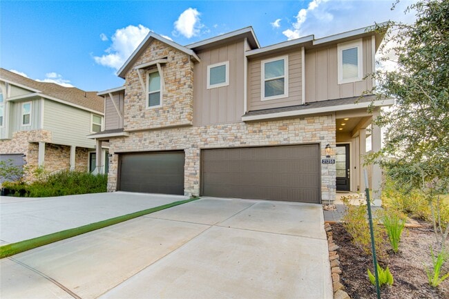 Building Photo - 21255 Doubtful Cyn Dr