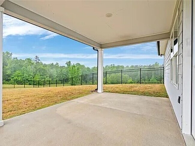 Building Photo - 285 Co Rd 44