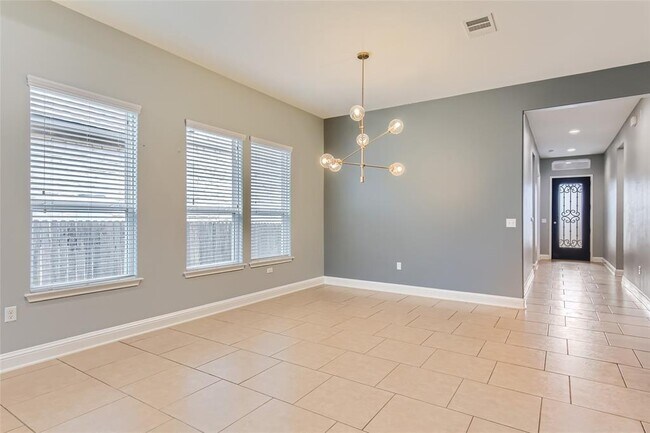 Building Photo - 12520 Javea Dr