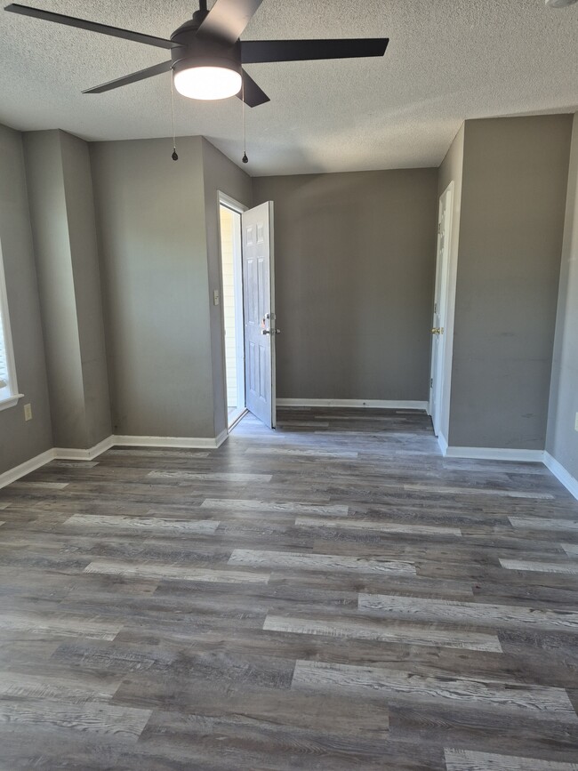 Building Photo - 1778 Almond Tree Pl