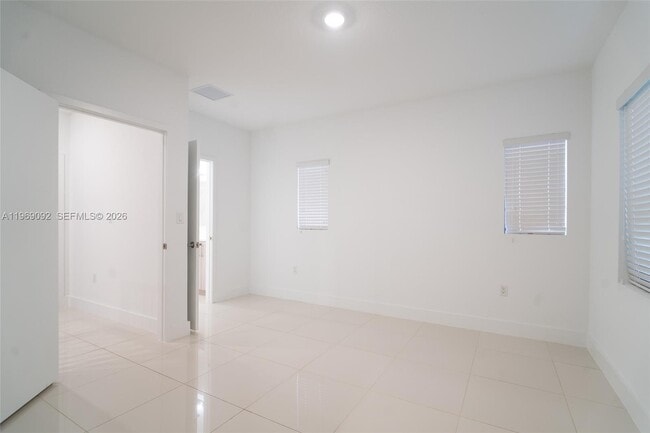 Building Photo - 1159 NW 3rd St