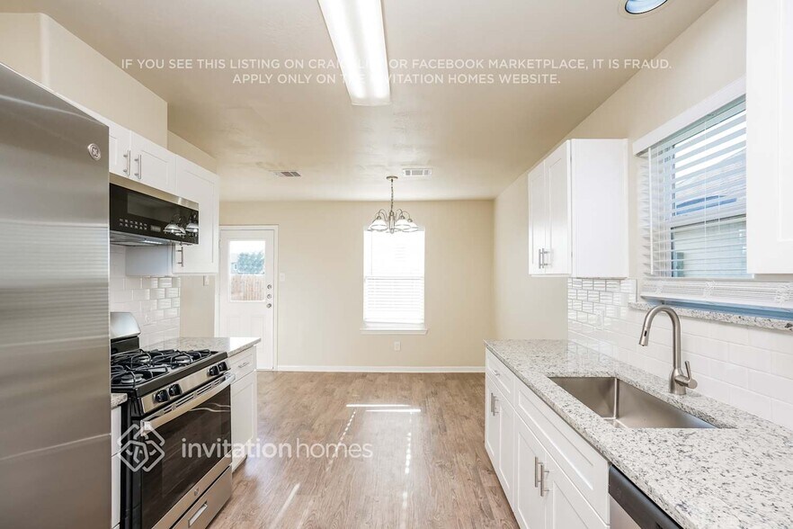 Building Photo - 16423 Noble Meadow Ln