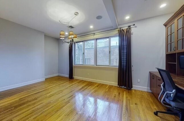 Building Photo - 85 Dartmouth St