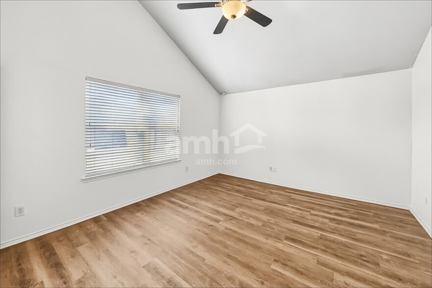 Building Photo - 7211 Alava Dr