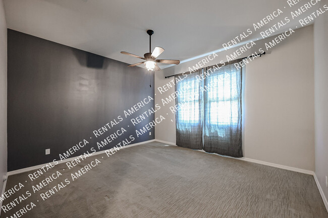 Building Photo - Beautiful Single Level 2BD W/Office Home i...