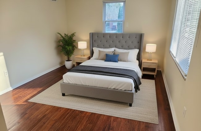 Building Photo - 20231 Crystal Ave