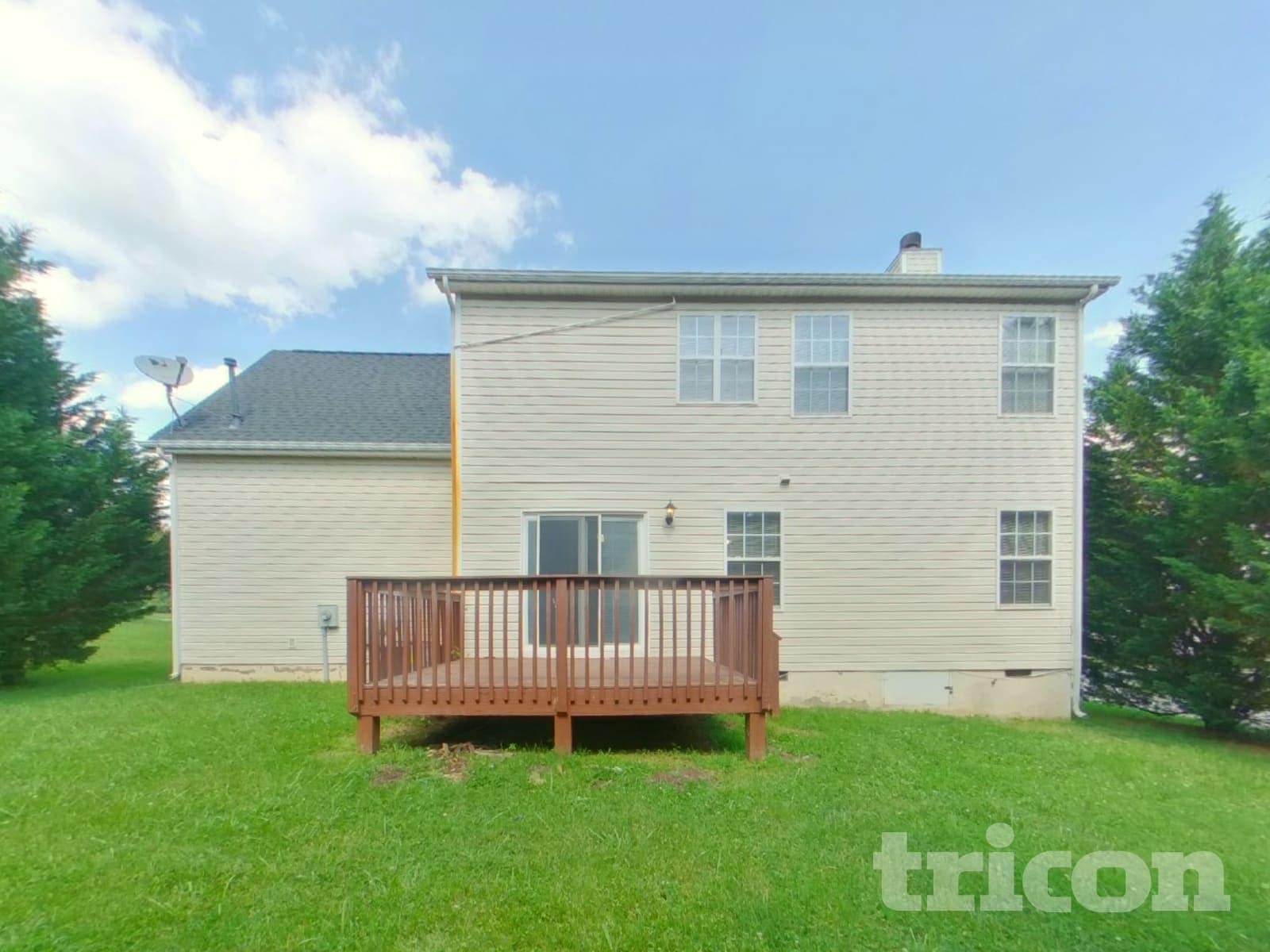 Building Photo - 10527 Madison Park Dr