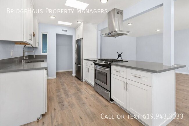 Building Photo - Fully Updated 3-Bedroom, 2-Bathroom Home i...