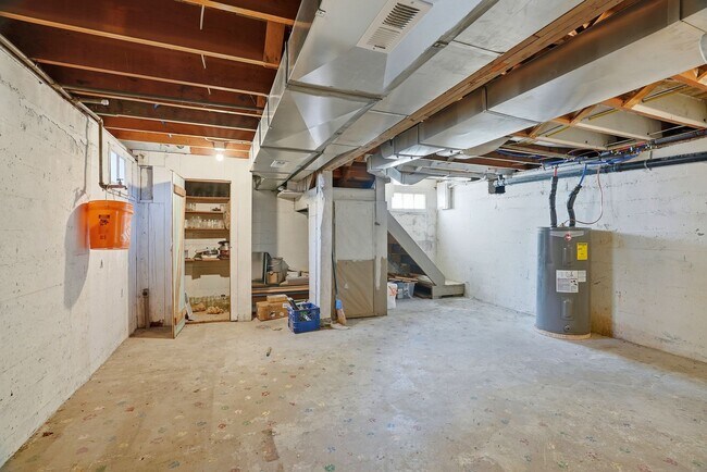 Building Photo - 12707 E Main Ave