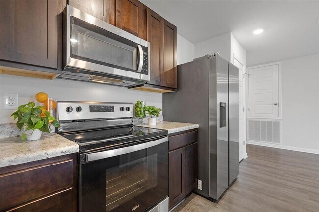 Building Photo - 4522 Rivers Landing Dr