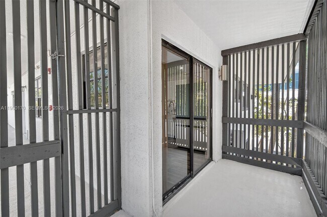 Building Photo - 3265 Virginia St