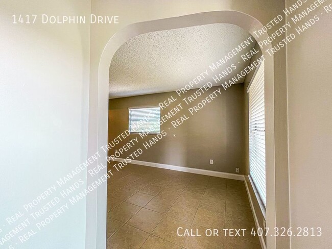 Building Photo - 1417 Dolphin Dr
