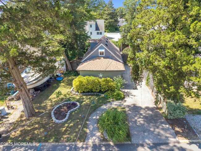 Building Photo - 61 Gladney Ave