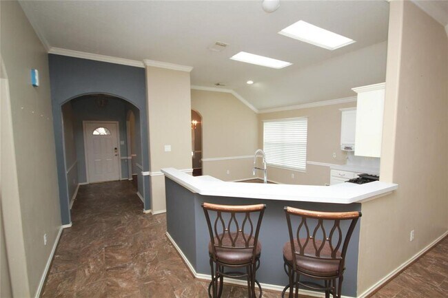 Building Photo - 3051 Glenthorpe Ln